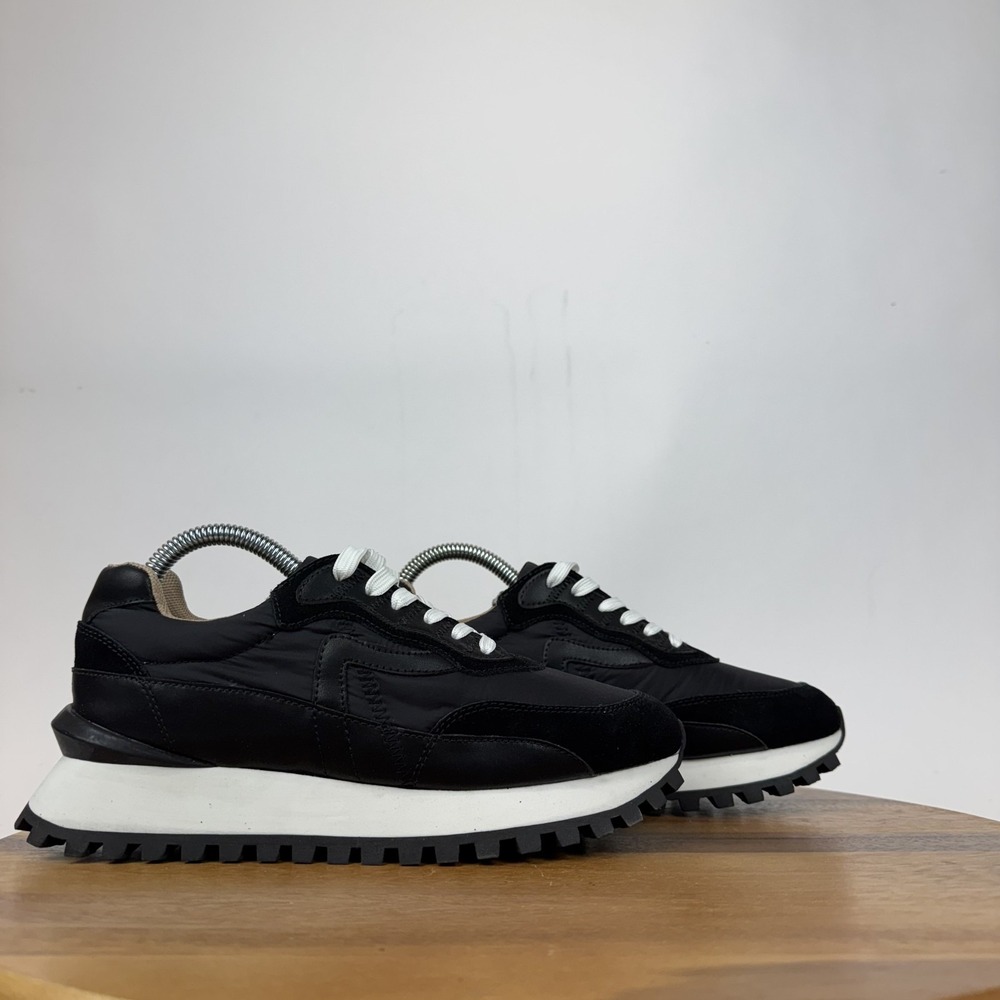 New Womens Blondo Waterproof Lois Black Athletic Training Sneakers Shoes Size 8